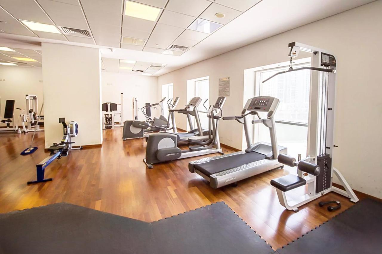 Newly Renovated Marina & Sea View Family Condo ดูไบ ภายนอก รูปภาพ