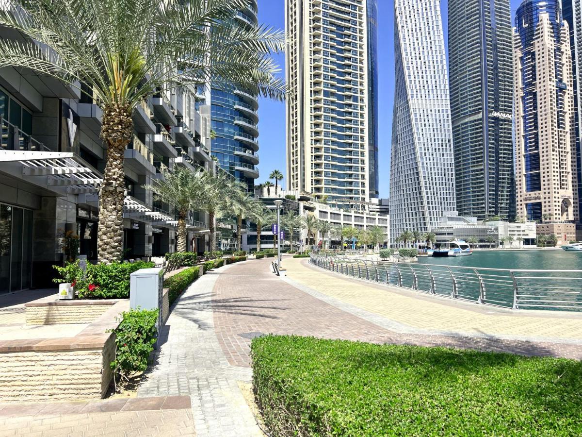 Newly Renovated Marina & Sea View Family Condo ดูไบ ภายนอก รูปภาพ